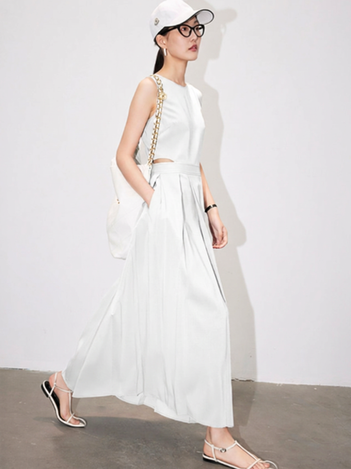 〈Pre Order〉Modern Cutout Maxi Dress