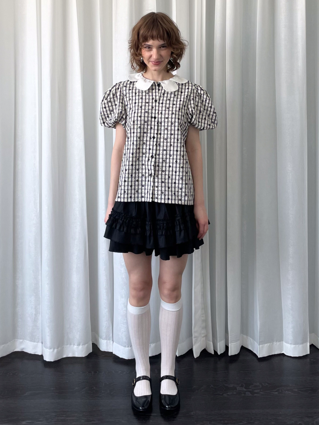 【Loose Smell】Petal Collar Floral Check Blouse