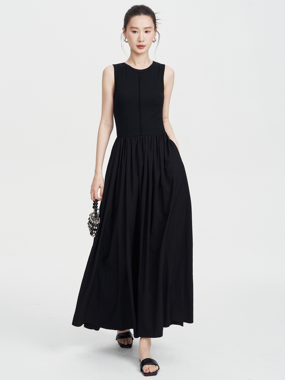 Sleeveless Knit Maxi Dress