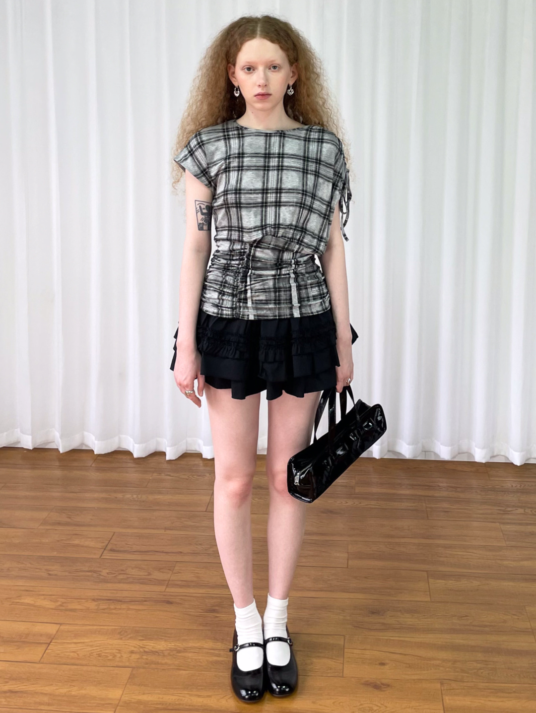 【Loose Smell】Drawstring Check Shirring Top