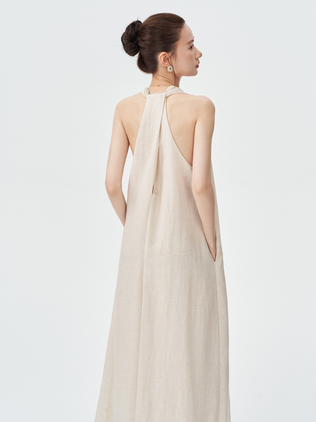 Twist Back Halter Neck Maxi Dress