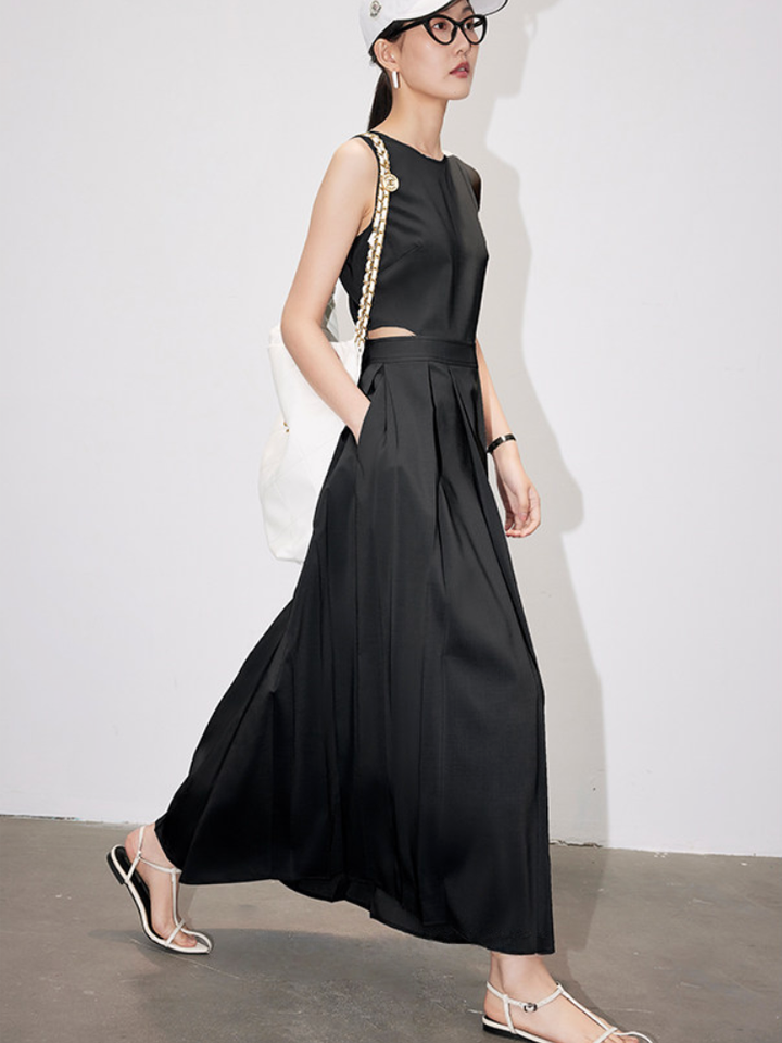 〈Pre Order〉Modern Cutout Maxi Dress