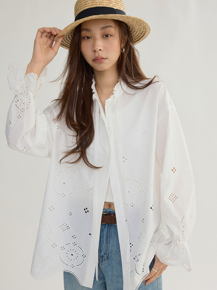 〈Pre Order〉Cutwork Embroidery Blouse