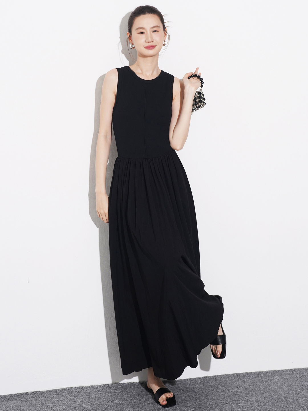 Sleeveless Knit Maxi Dress