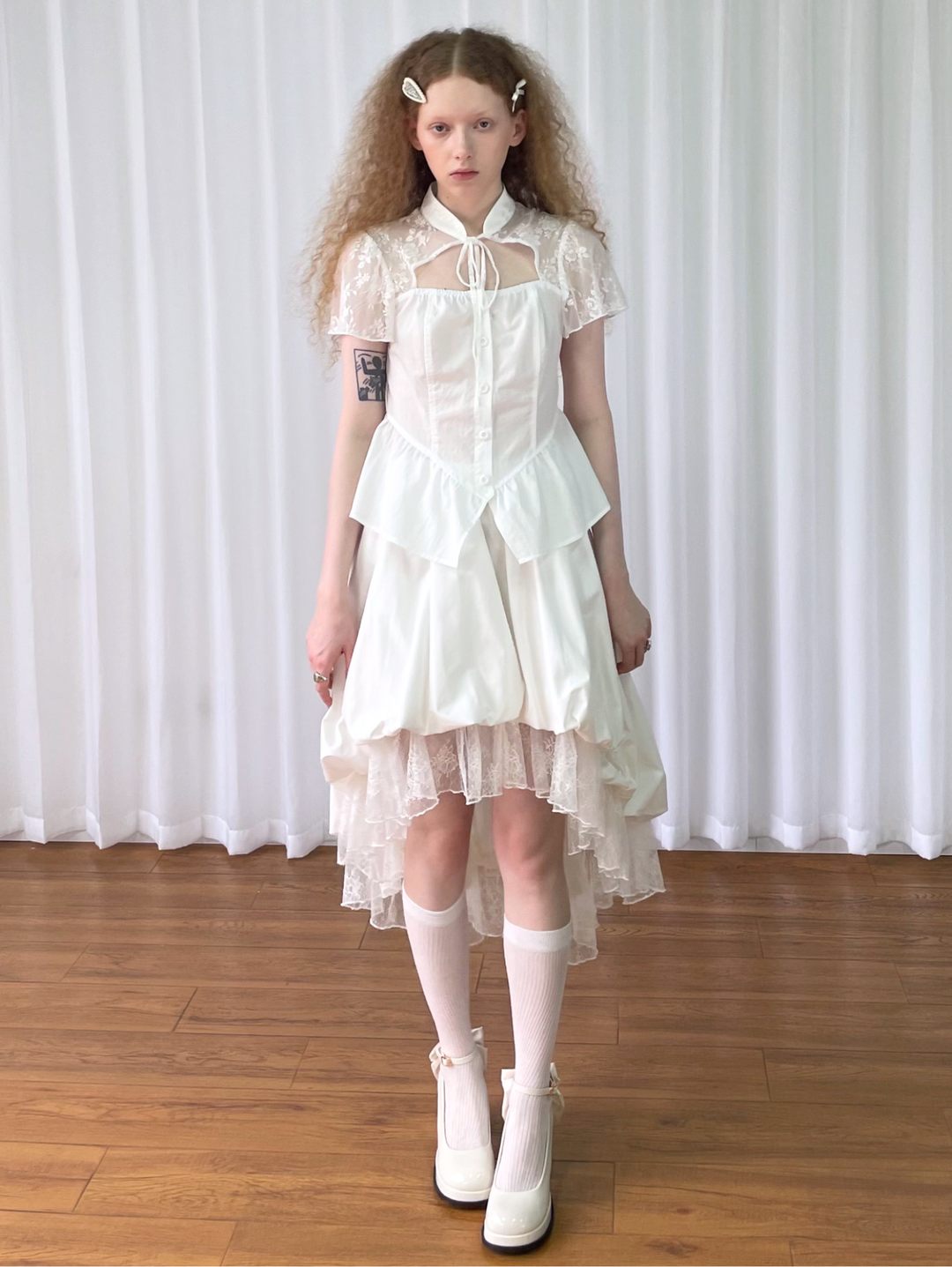 【Loose Smell】Lace Yoke Peplum Blouse