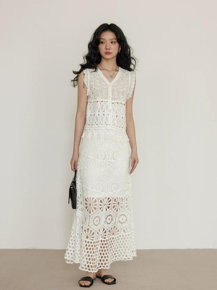 〈Pre order〉Sequin Crochet Lace Top