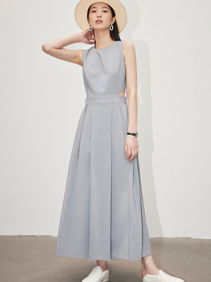 〈Pre Order〉Modern Cutout Maxi Dress