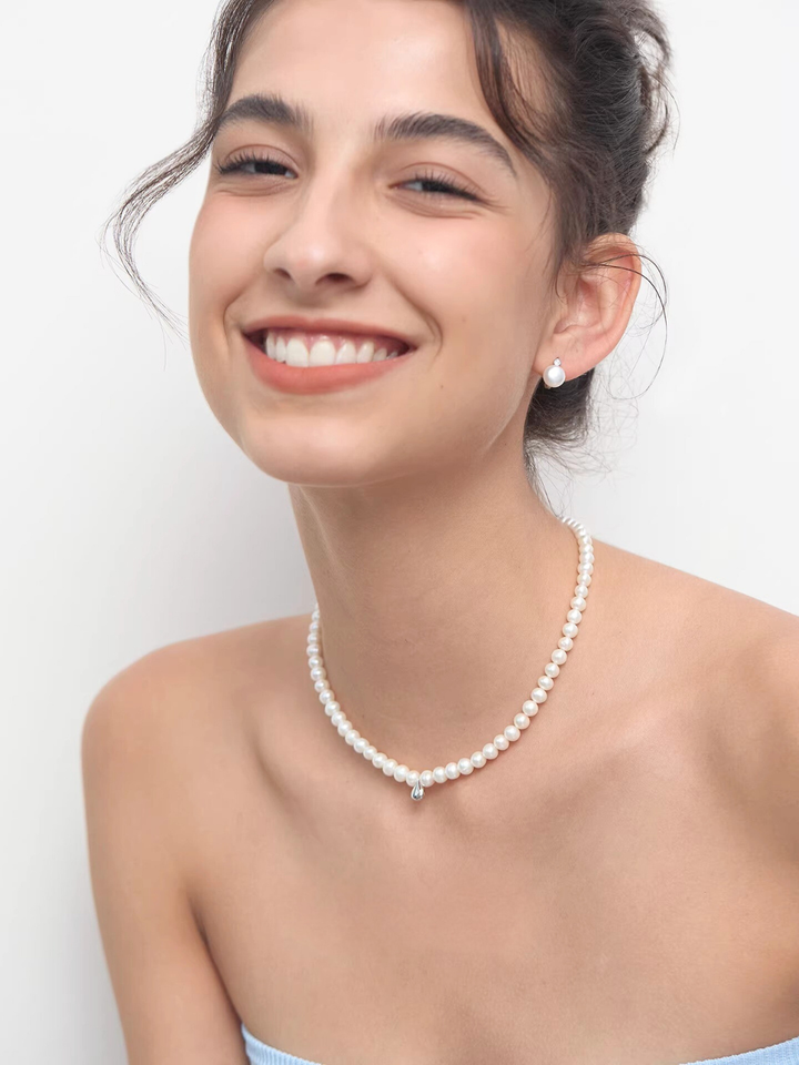 【EGO ACC】Teardrop Accent Freshwater Pearl Necklace