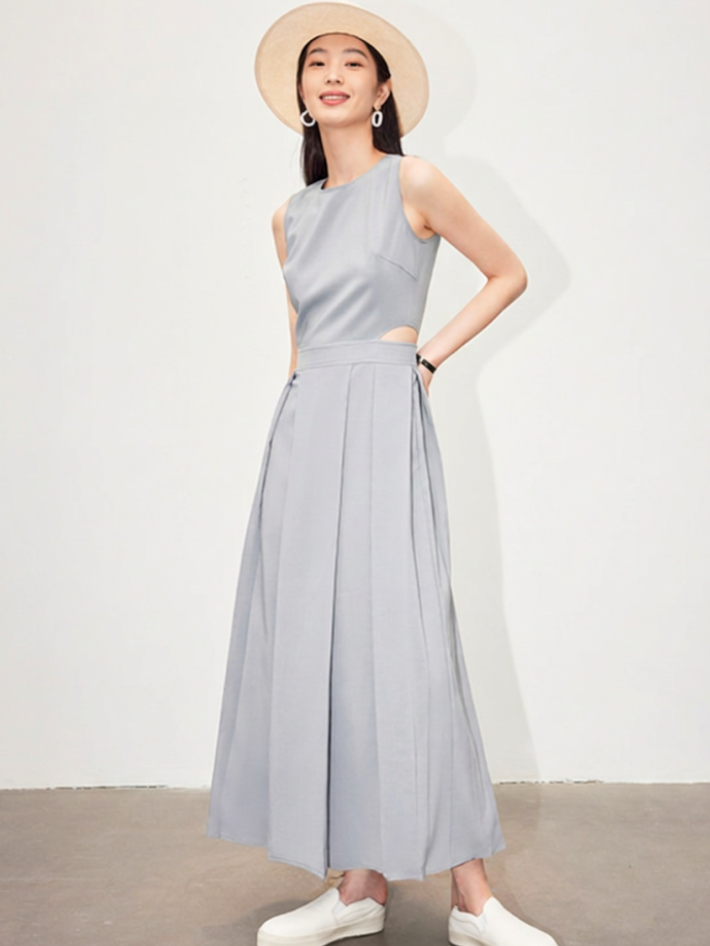 〈Pre Order〉Modern Cutout Maxi Dress