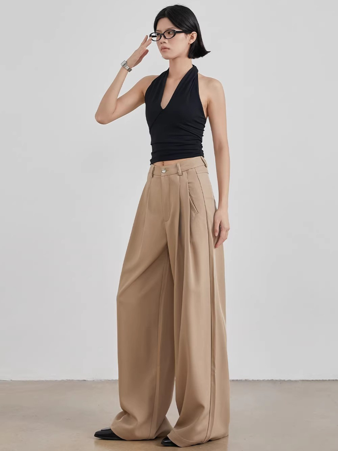 Tuck Wide Slacks