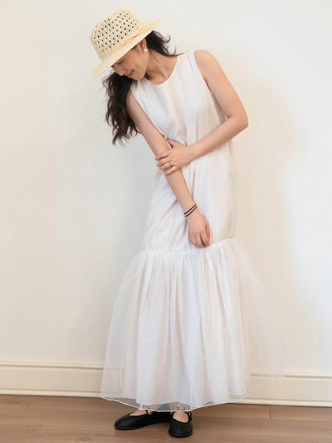 〈Pre Order〉Sheer Hem Sleeveless Dress