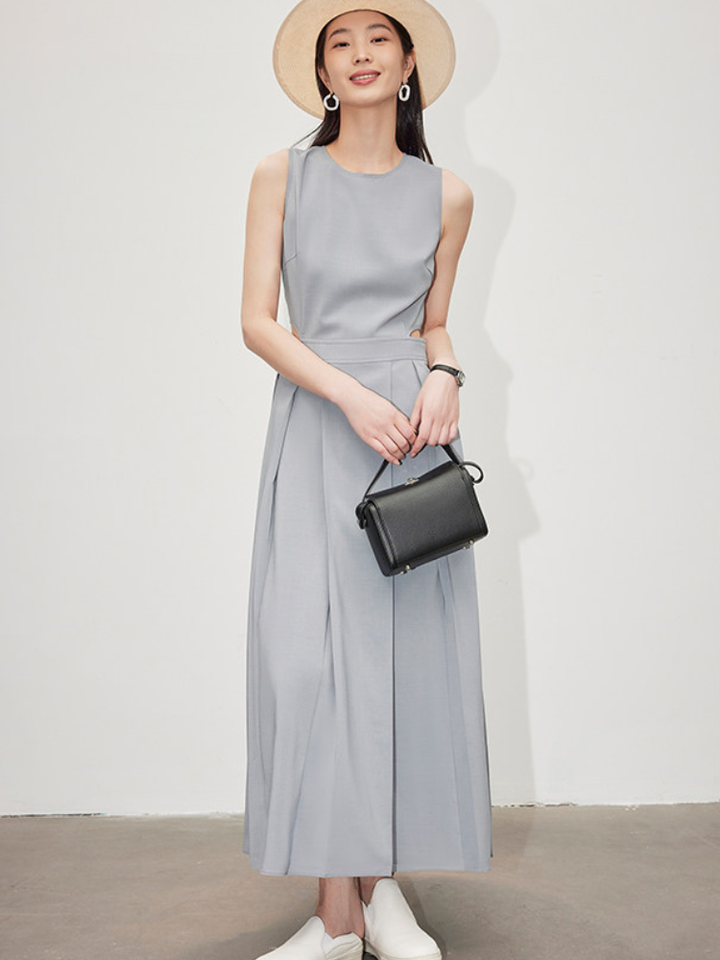 〈Pre Order〉Modern Cutout Maxi Dress