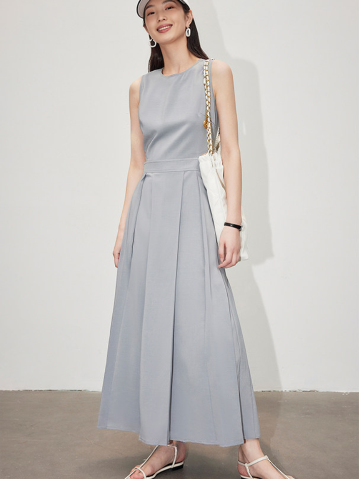 〈Pre Order〉Modern Cutout Maxi Dress
