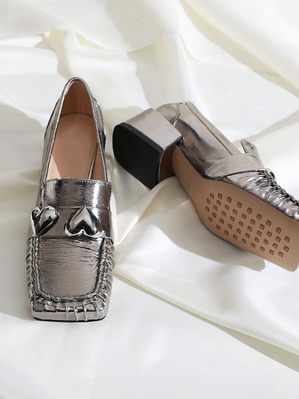 〈Pre Order〉Silver Heart Loafers