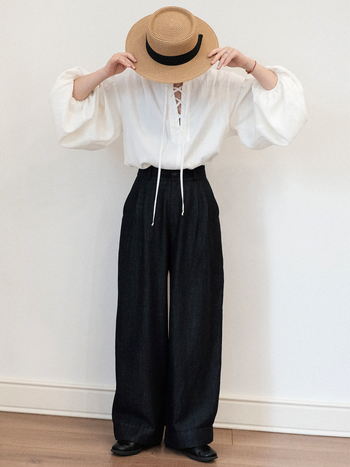 〈Pre Order〉Lace-Up Balloon Sleeve Blouse