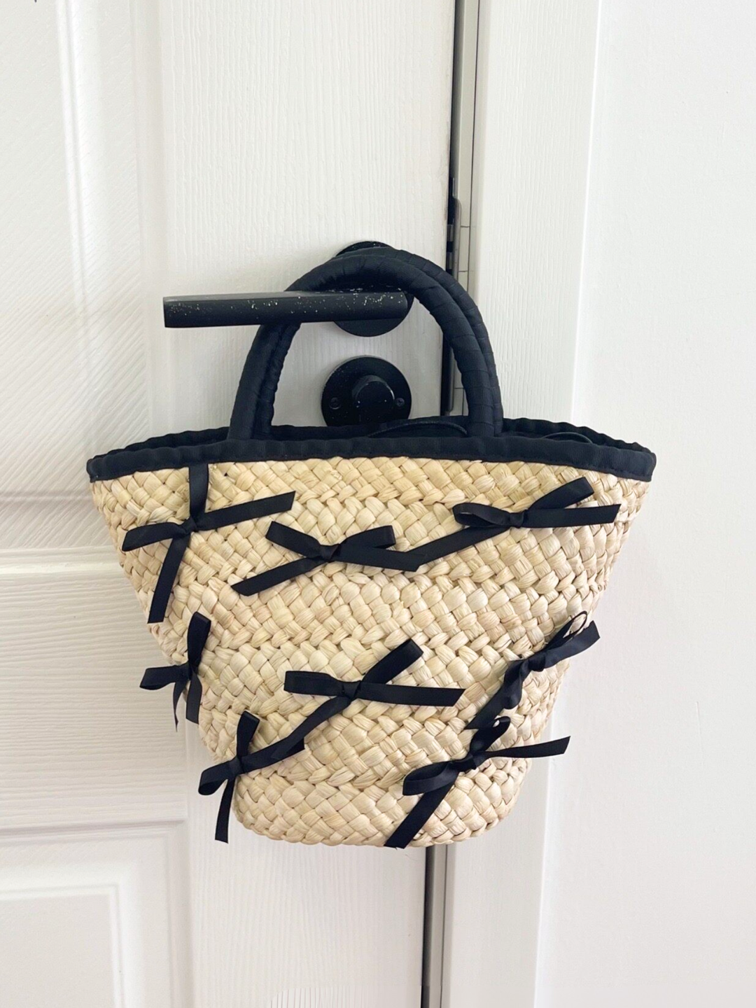 Noir Ribbon Basket Bag