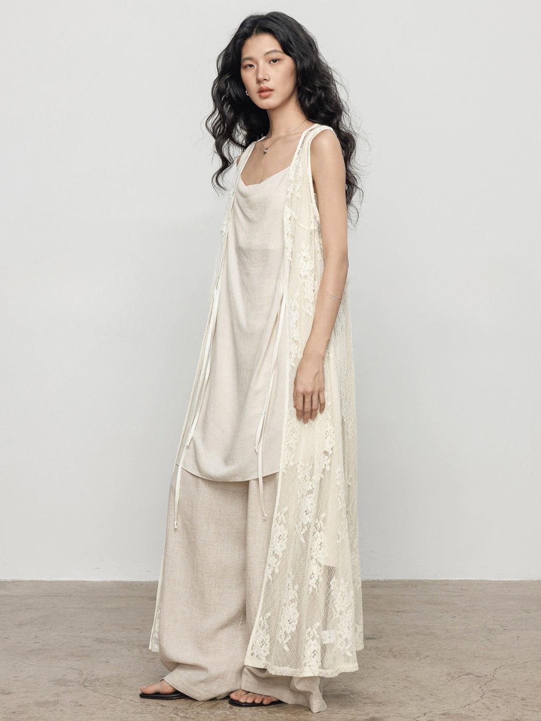 〈Pre Order〉Floral Lace Long Gilet