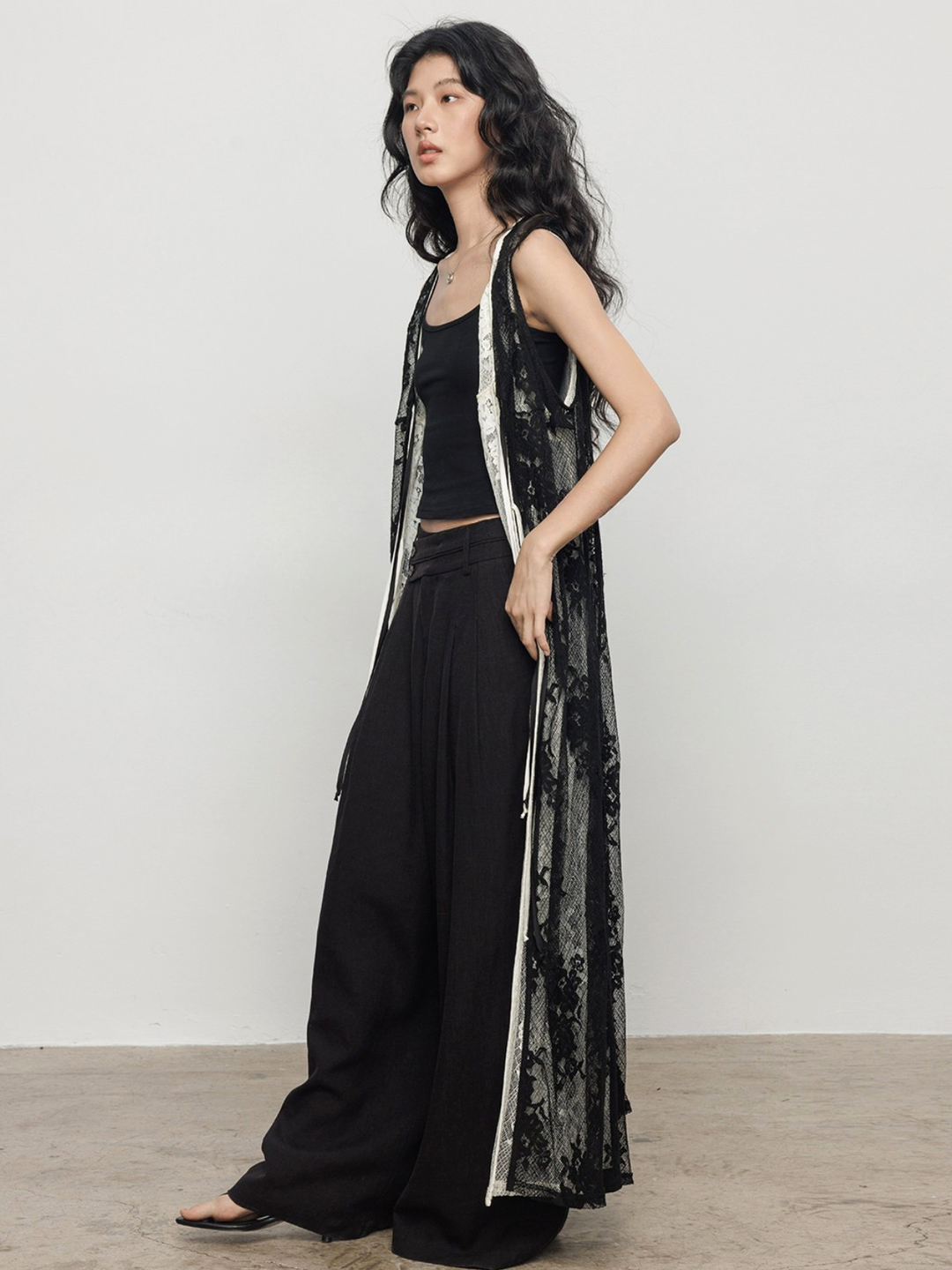 〈Pre Order〉Floral Lace Long Gilet