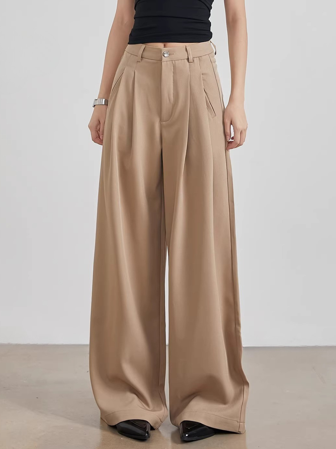 Tuck Wide Slacks