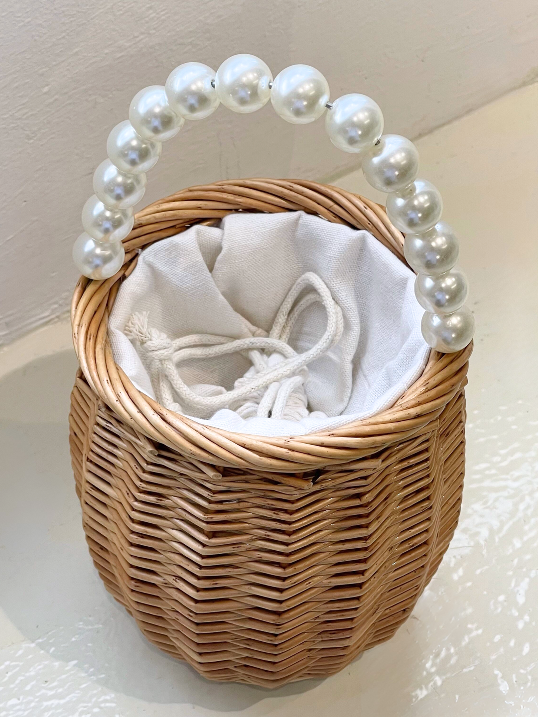 Pearl Handle Basket Bag