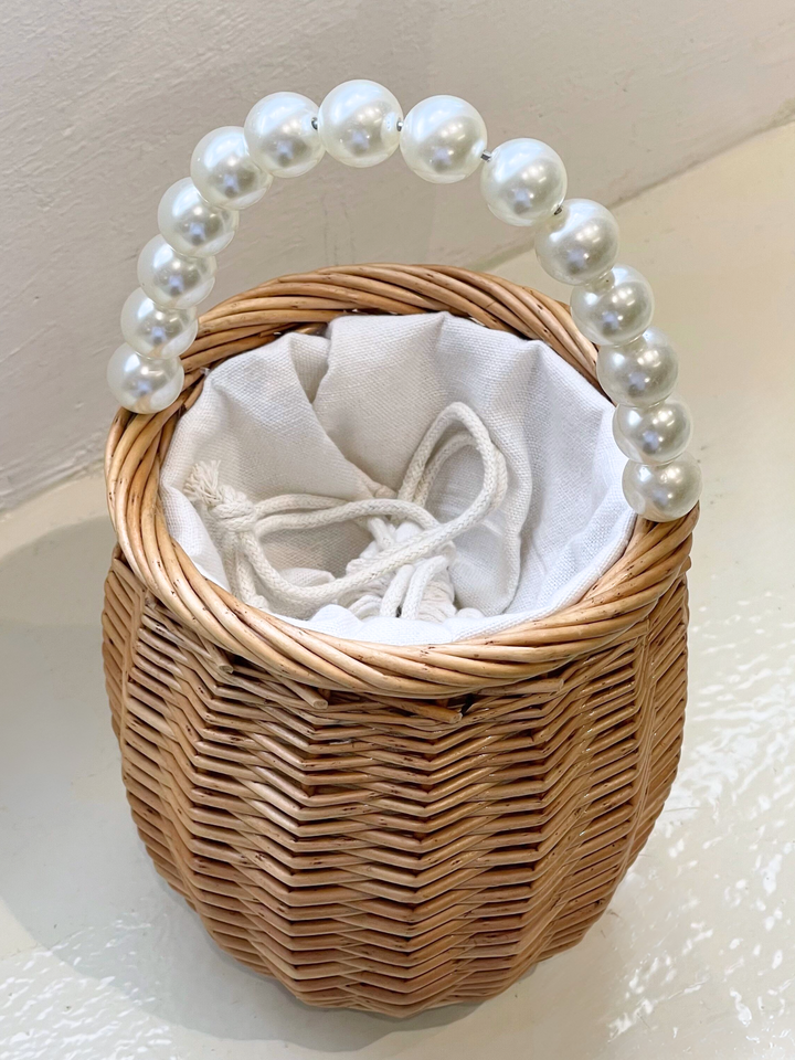 Pearl Handle Basket Bag