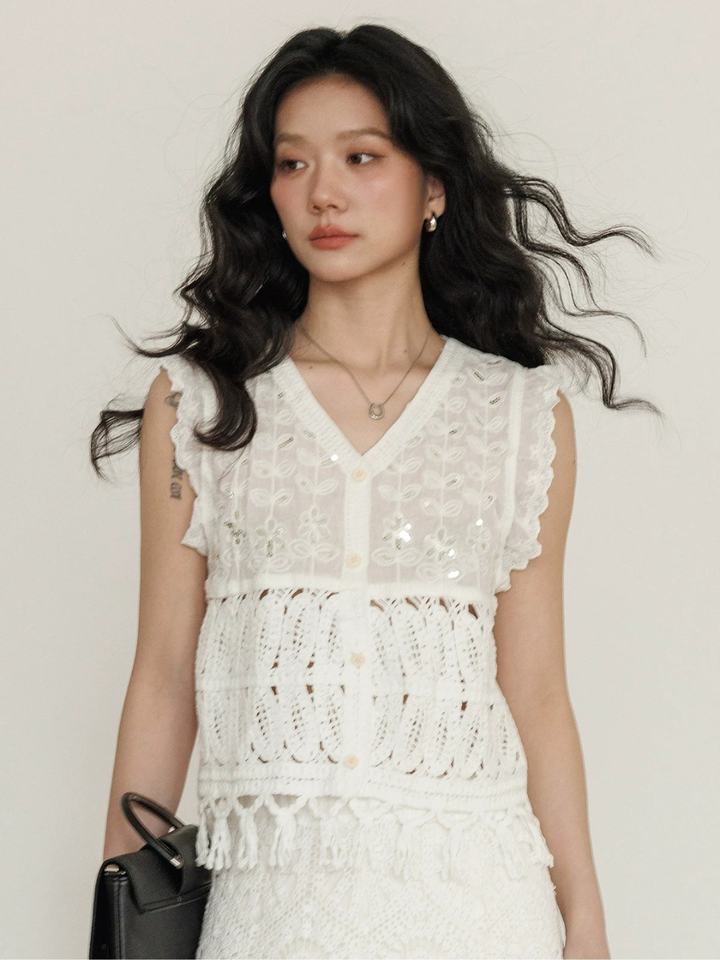 〈Pre order〉Sequin Crochet Lace Top