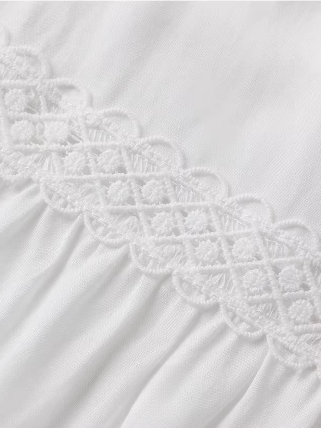 〈Pre order〉Vintage Detail Lace Dress