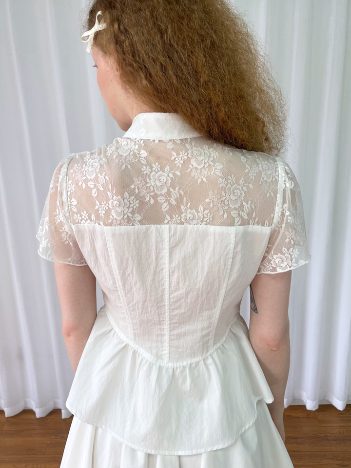 【Loose Smell】Lace Yoke Peplum Blouse