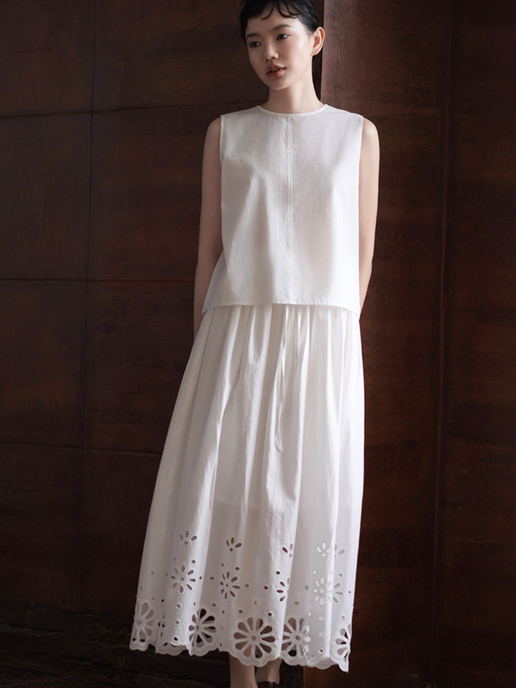 Scallop Cutwork Set Dress