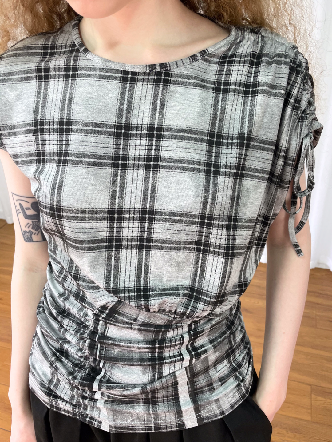 【Loose Smell】Drawstring Check Shirring Top