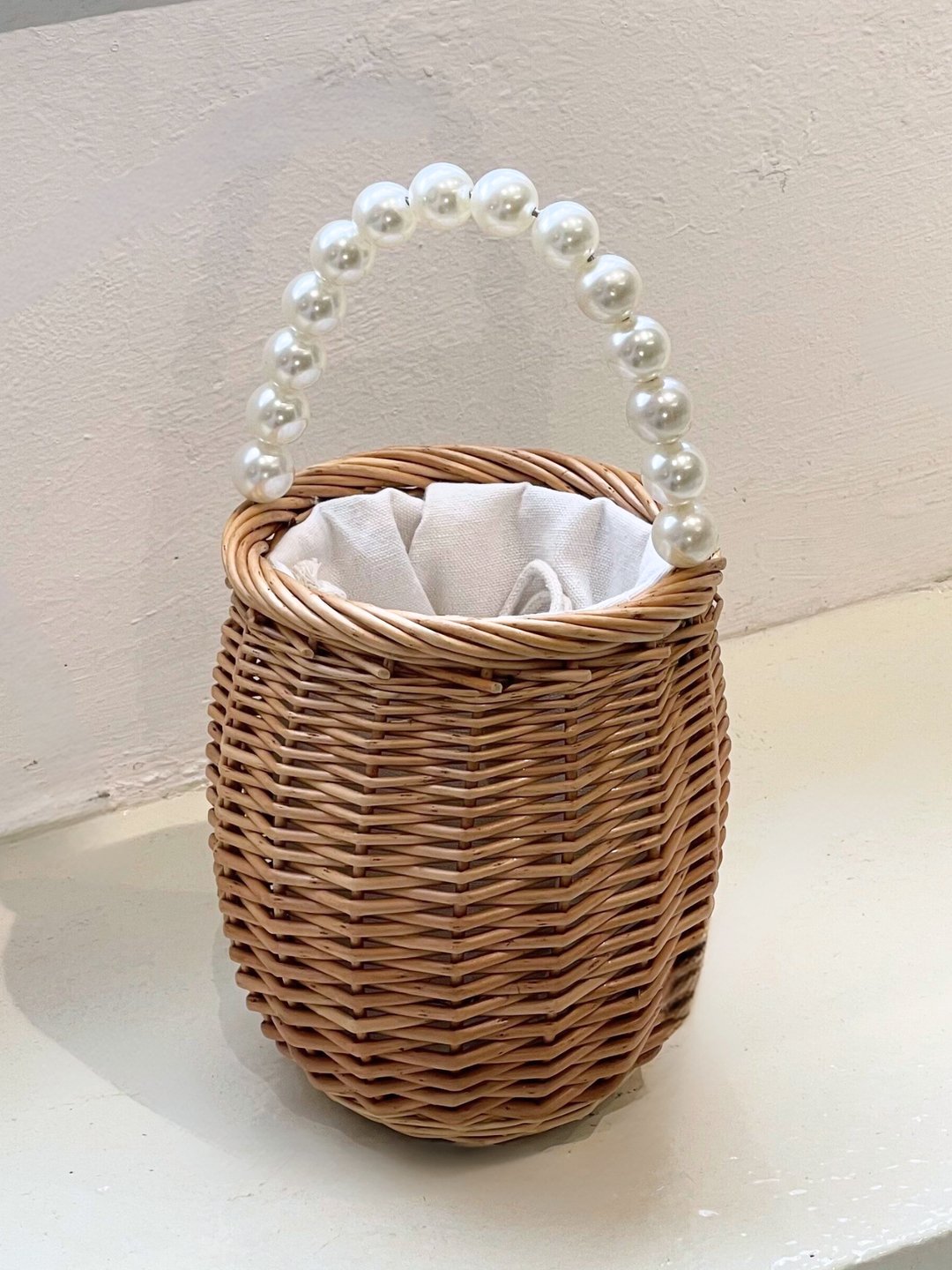 Pearl Handle Basket Bag