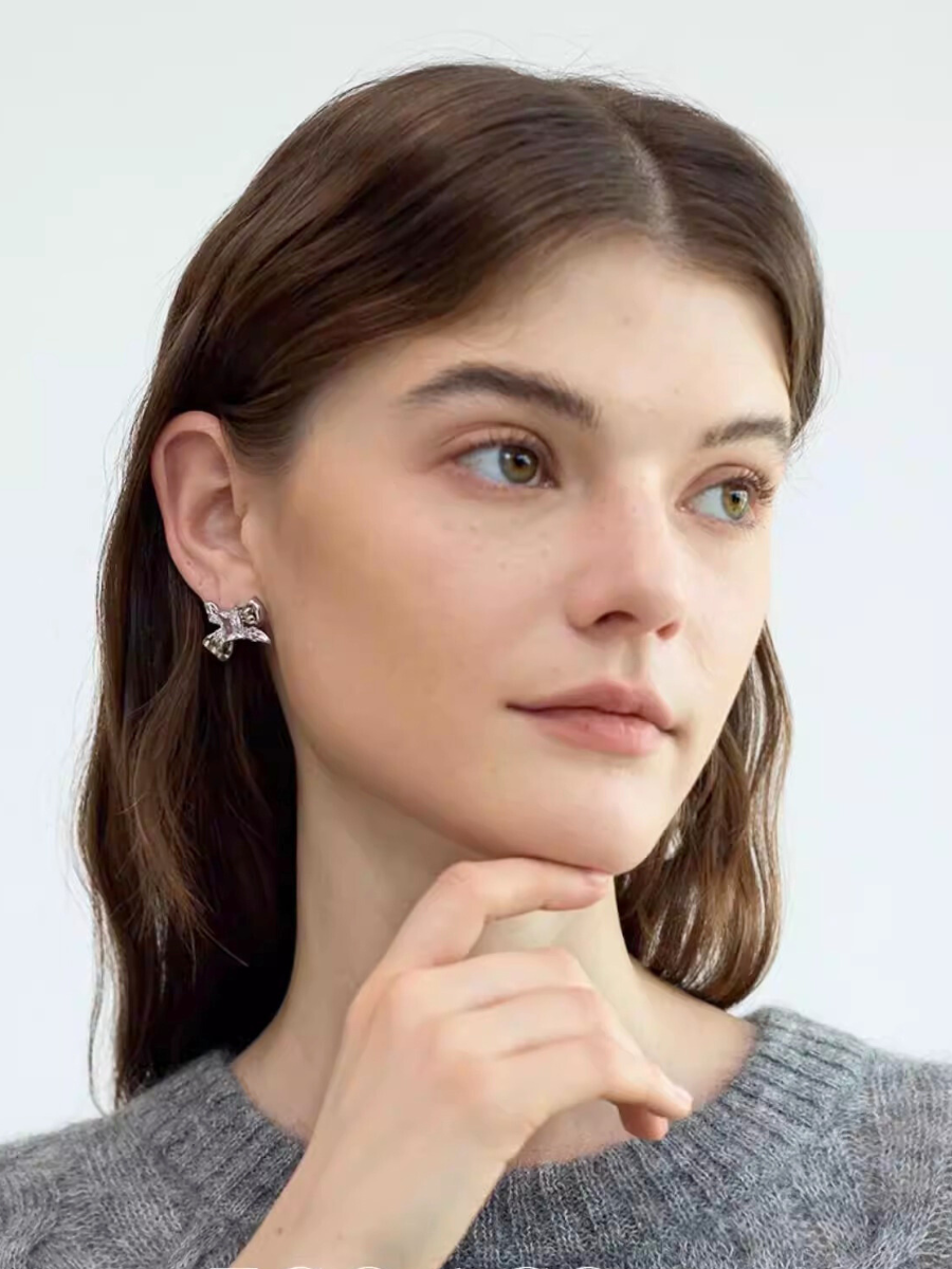 【EGO ACC】Crystal Ribbon Stud Earrings
