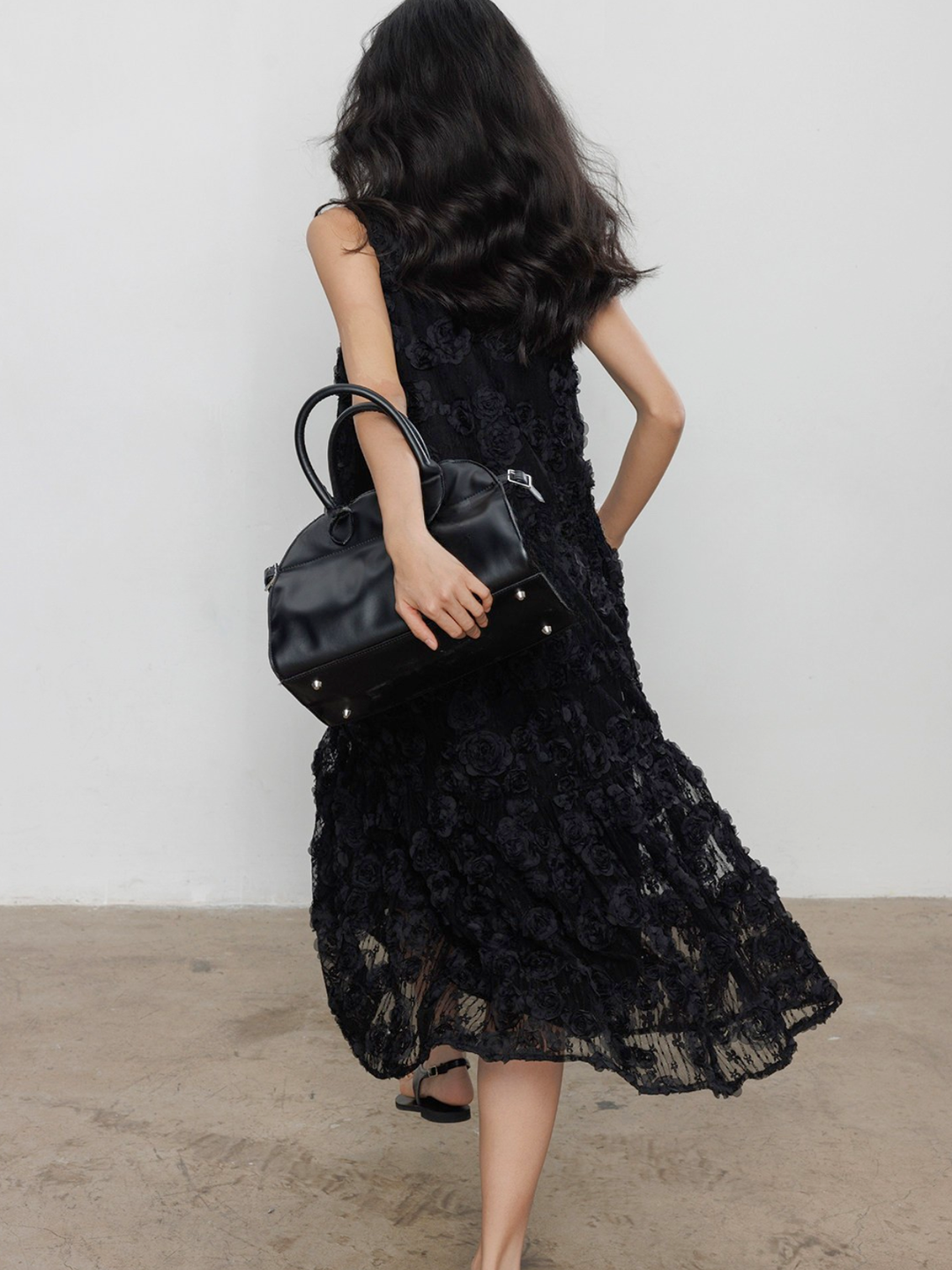 〈Pre order〉Noir Flower Lace Dress