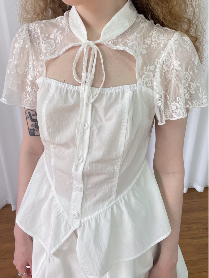 【Loose Smell】Lace Yoke Peplum Blouse