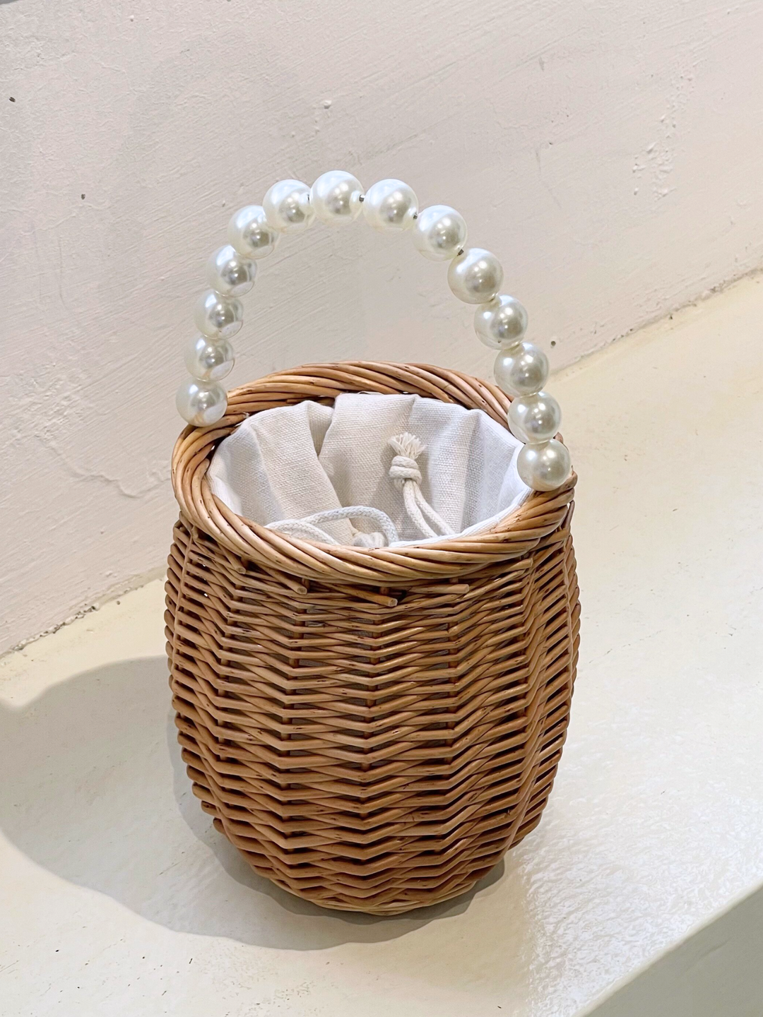 Pearl Handle Basket Bag