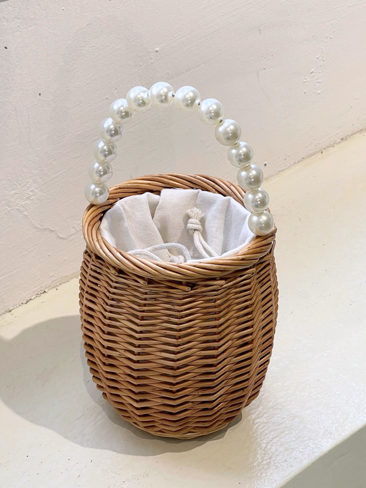 Pearl Handle Basket Bag