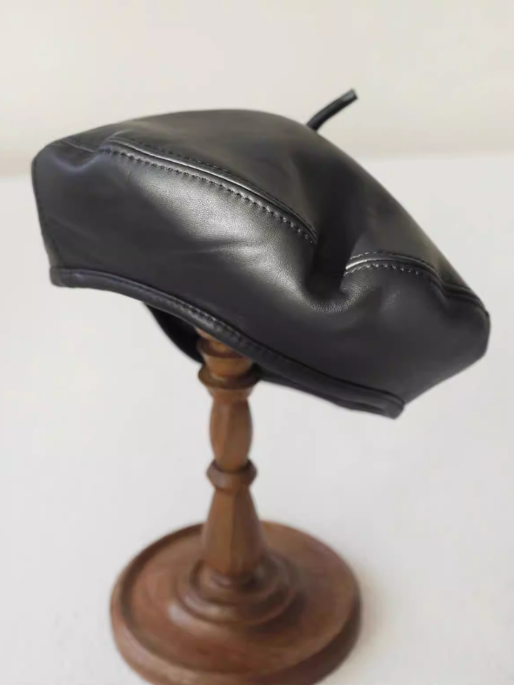 Classic Lamb Leather Beret