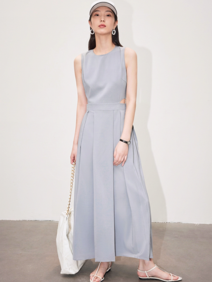 〈Pre Order〉Modern Cutout Maxi Dress
