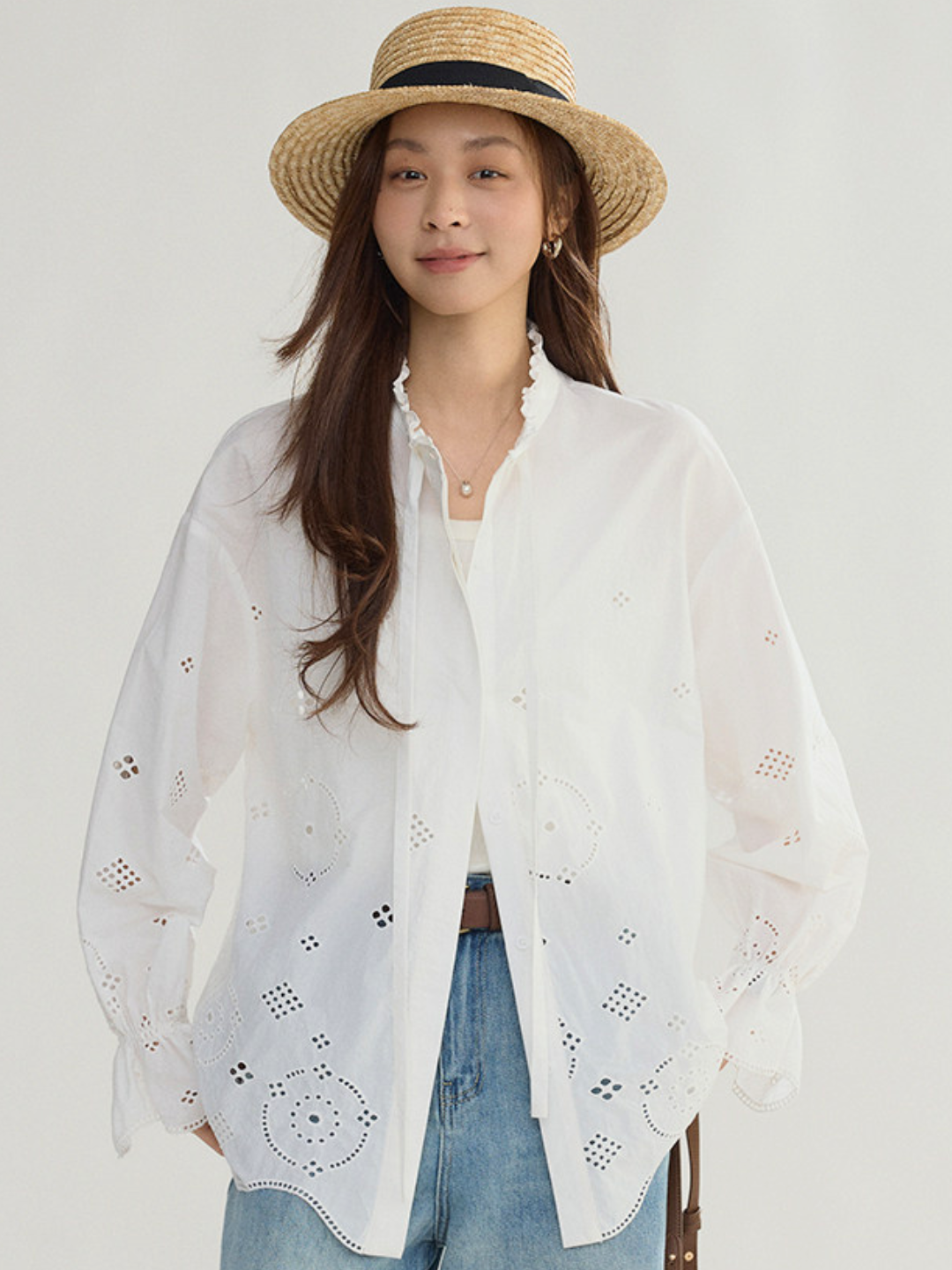 〈Pre Order〉Cutwork Embroidery Blouse