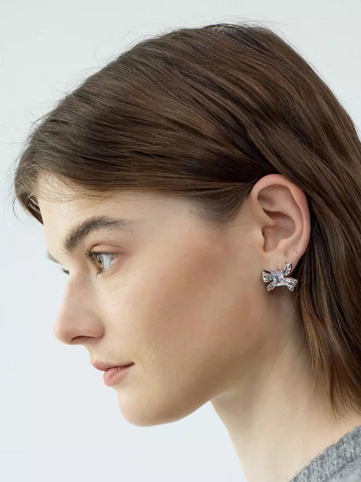 【EGO ACC】Crystal Ribbon Stud Earrings