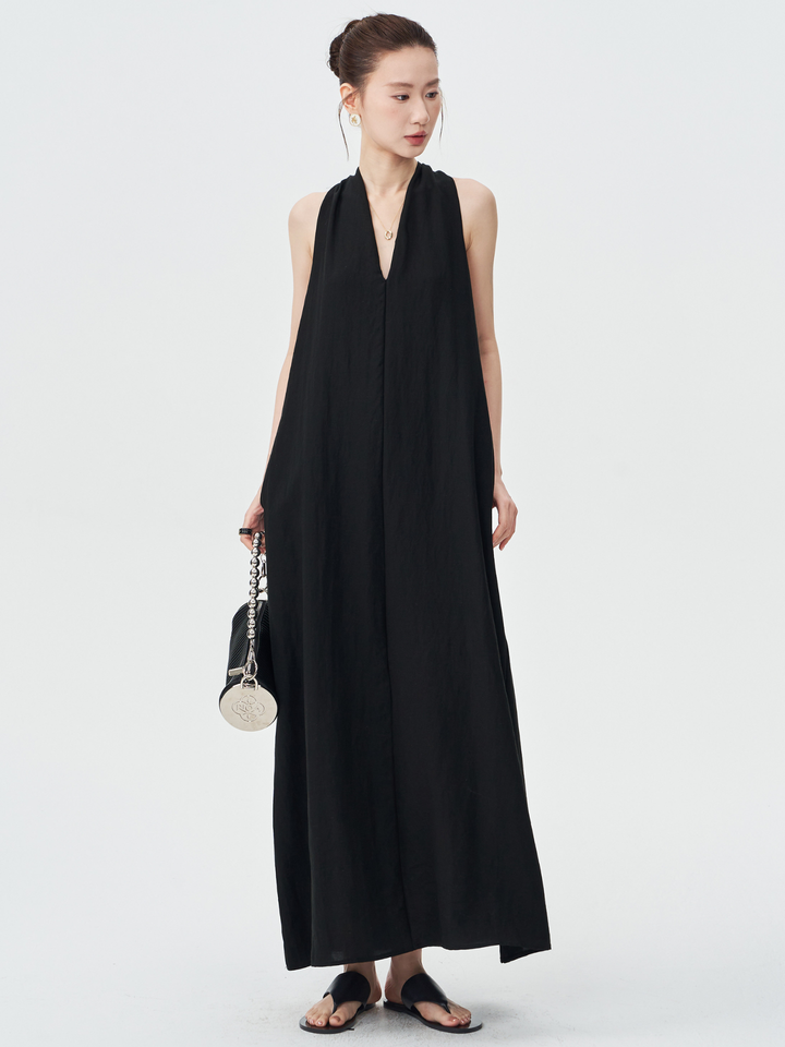Twist Back Halter Neck Maxi Dress