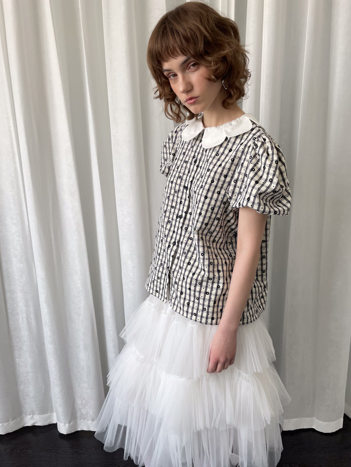 【Loose Smell】Petal Collar Floral Check Blouse