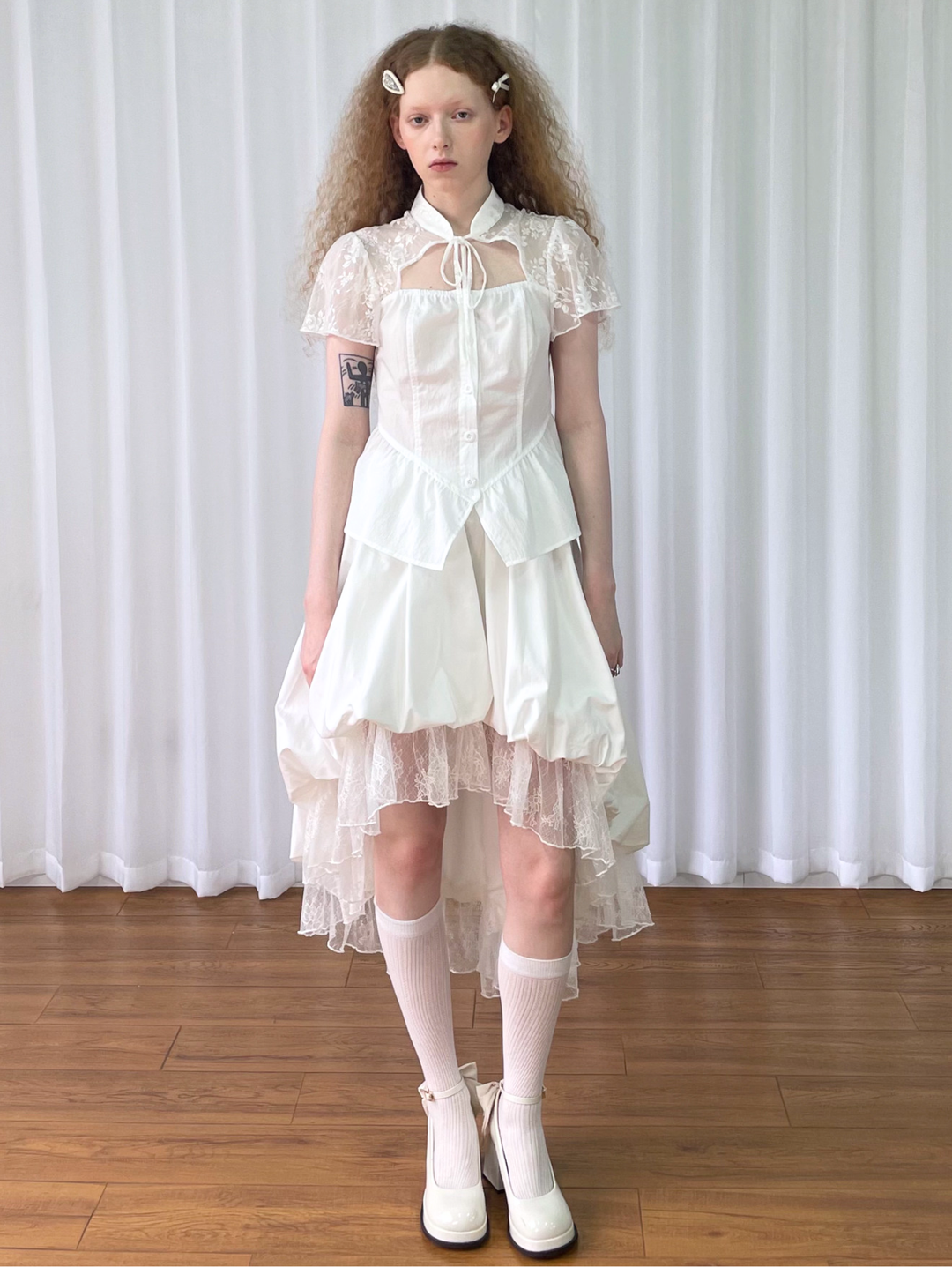 【Loose Smell】Lace Yoke Peplum Blouse
