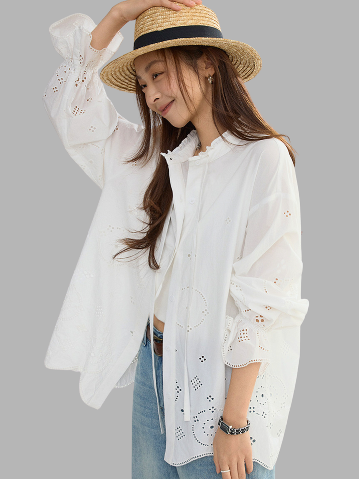 〈Pre Order〉Cutwork Embroidery Blouse
