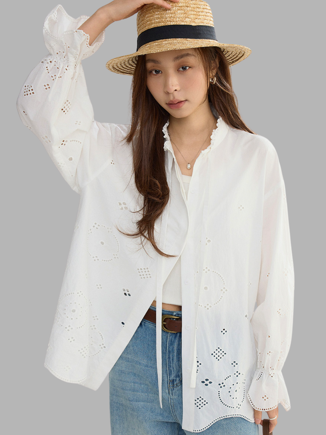 〈Pre Order〉Cutwork Embroidery Blouse