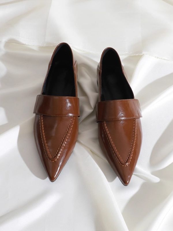 〈Pre Order〉Wide Strap Pointed Loafers