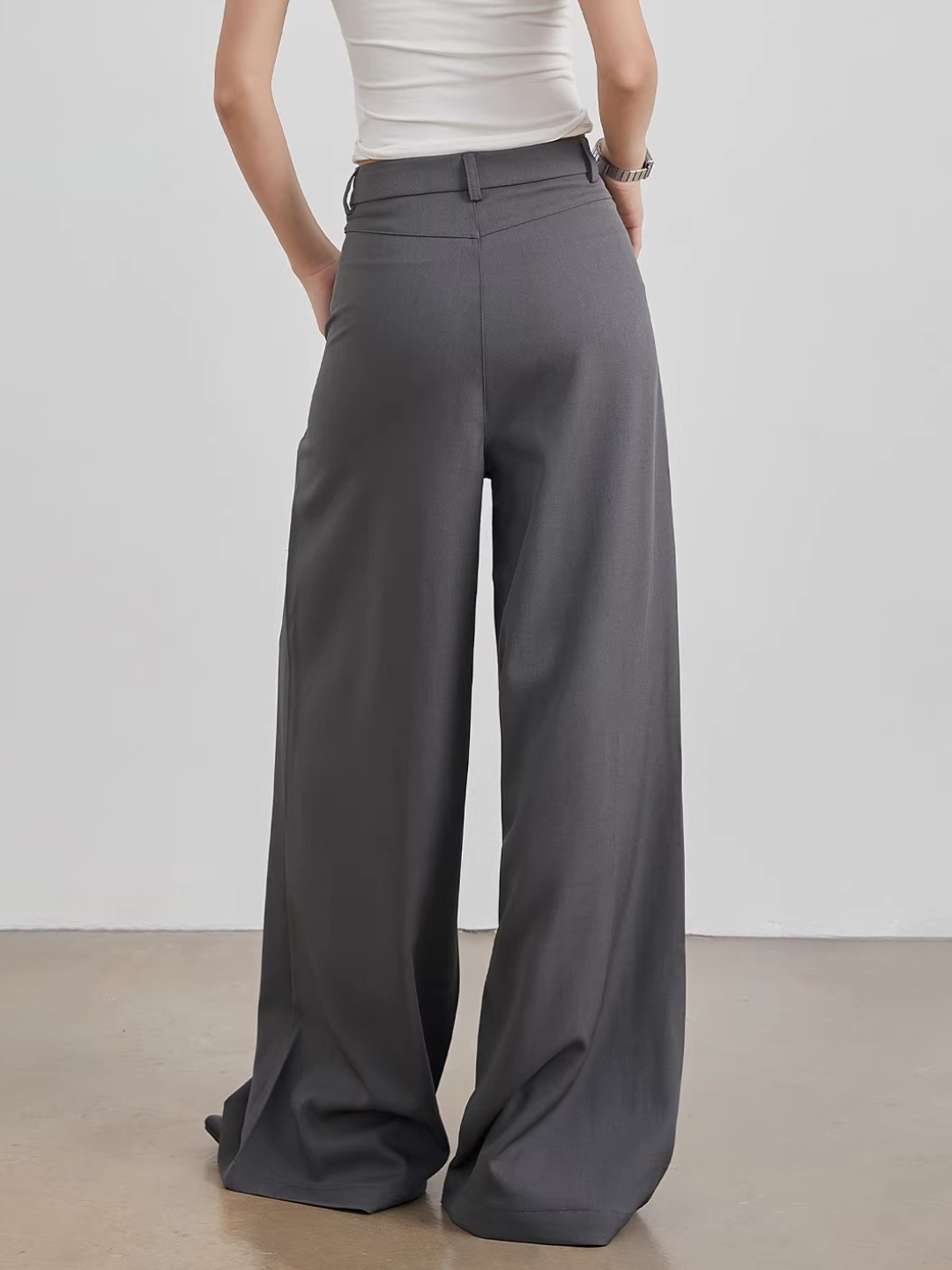 Tuck Wide Slacks